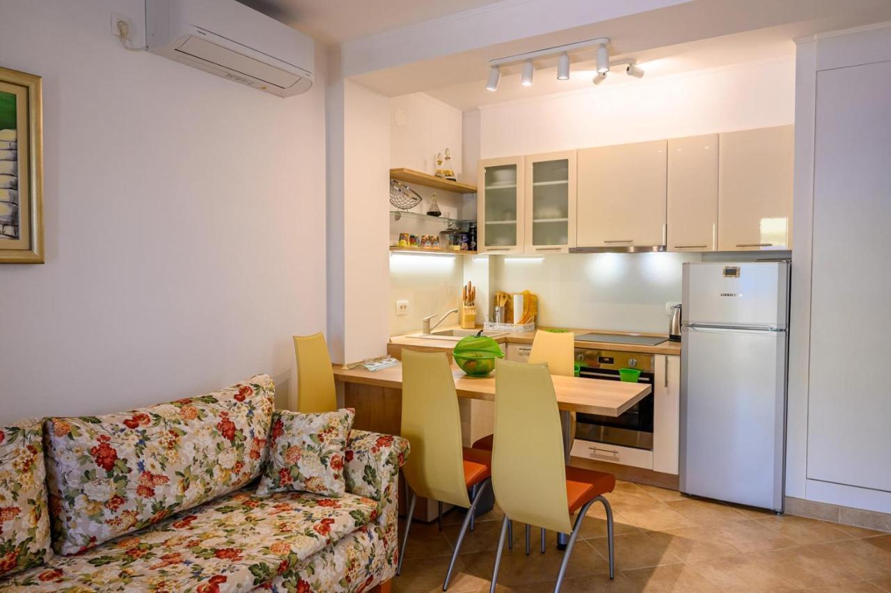 Apartment Jadranka With Sea View In Rogotin Exterior foto